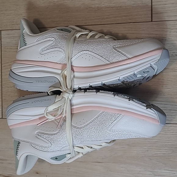 Gdefy Women's White and Pink Athletic Shoes Size 8.5 - Picture 2 of 12